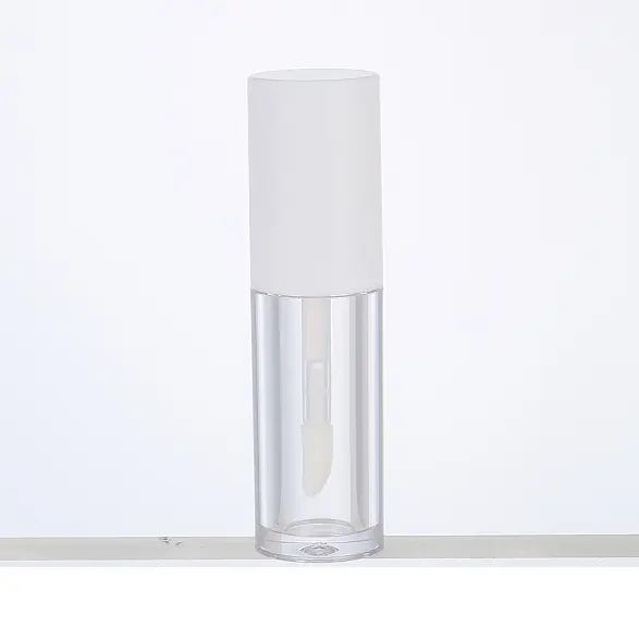 Simple, Round, Plastic Lip Glaze Tube 0879.jpg