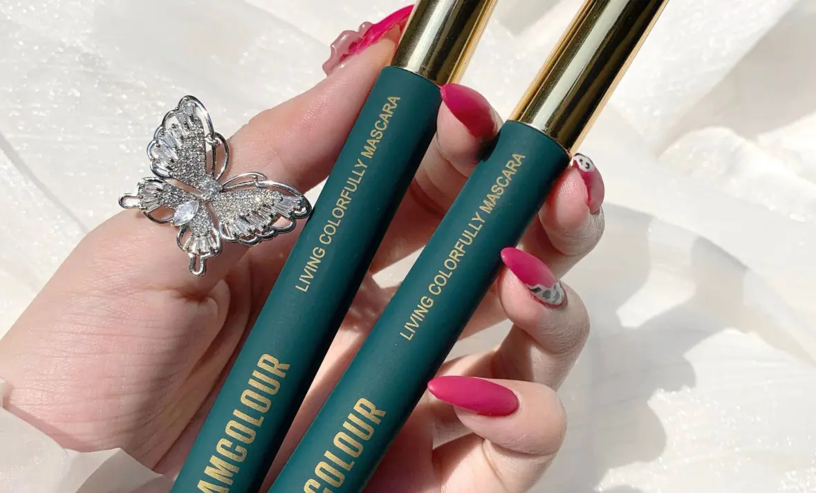 Is Lipstick or Lip Glaze Right for You?